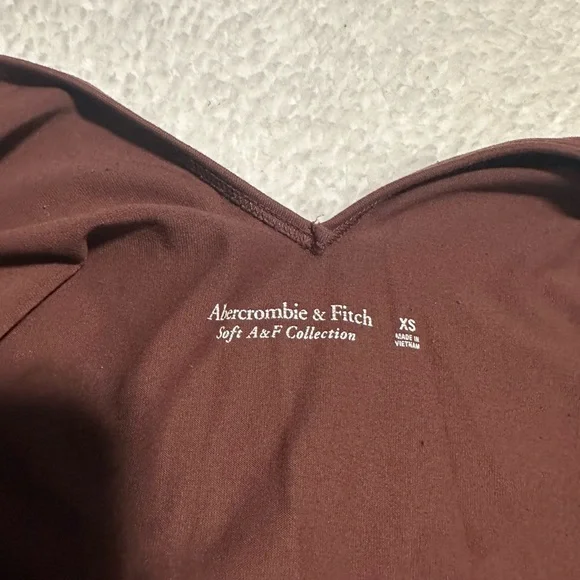 Abercrombie soft af seamless long sleeve bodysuit with open back - Picture 2 of 4